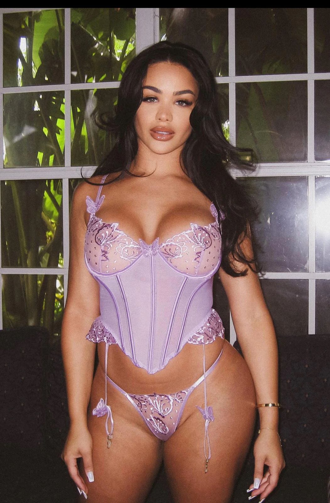 Captivating Mi Amore lingerie garter set, a perfect fusion of sophistication and allure. Find the most alluring lingerie garter sets in Trinidad and Tobago