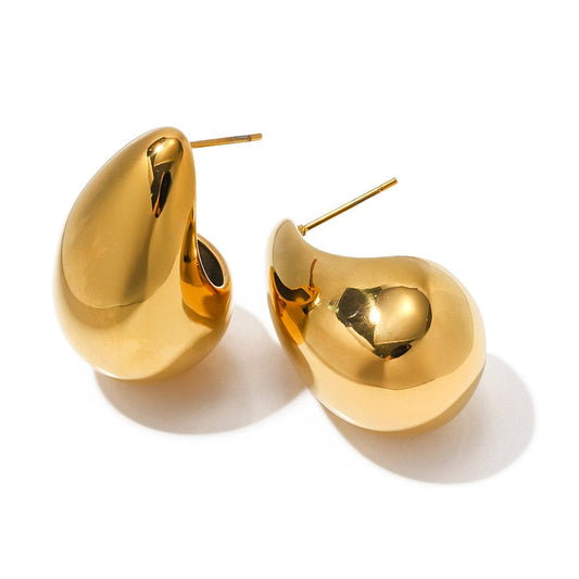Luxurious Mi Amore gold jewelry, a timeless addition to your collection. Find the finest gold jewelry in Trinidad and Tobago